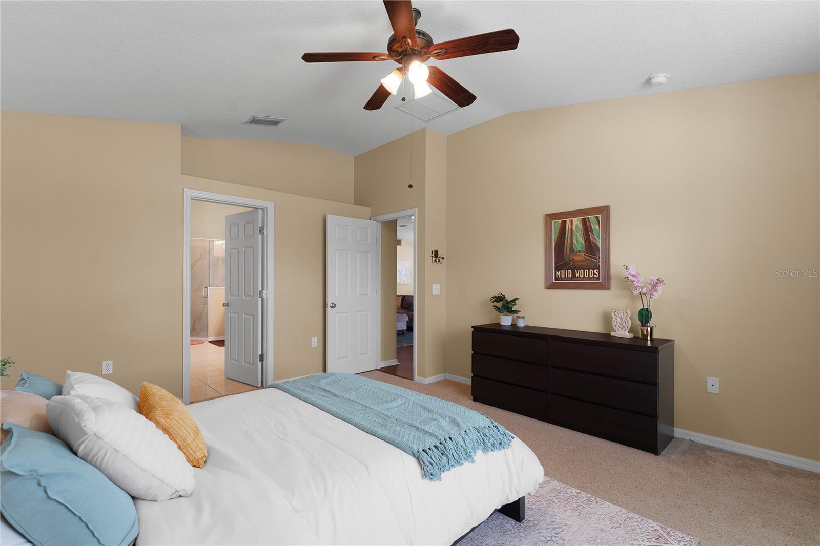 1700 LEYBOURNE LOOP LOOP