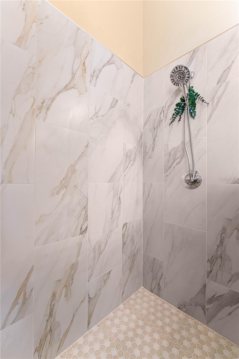 1700 LEYBOURNE LOOP LOOP