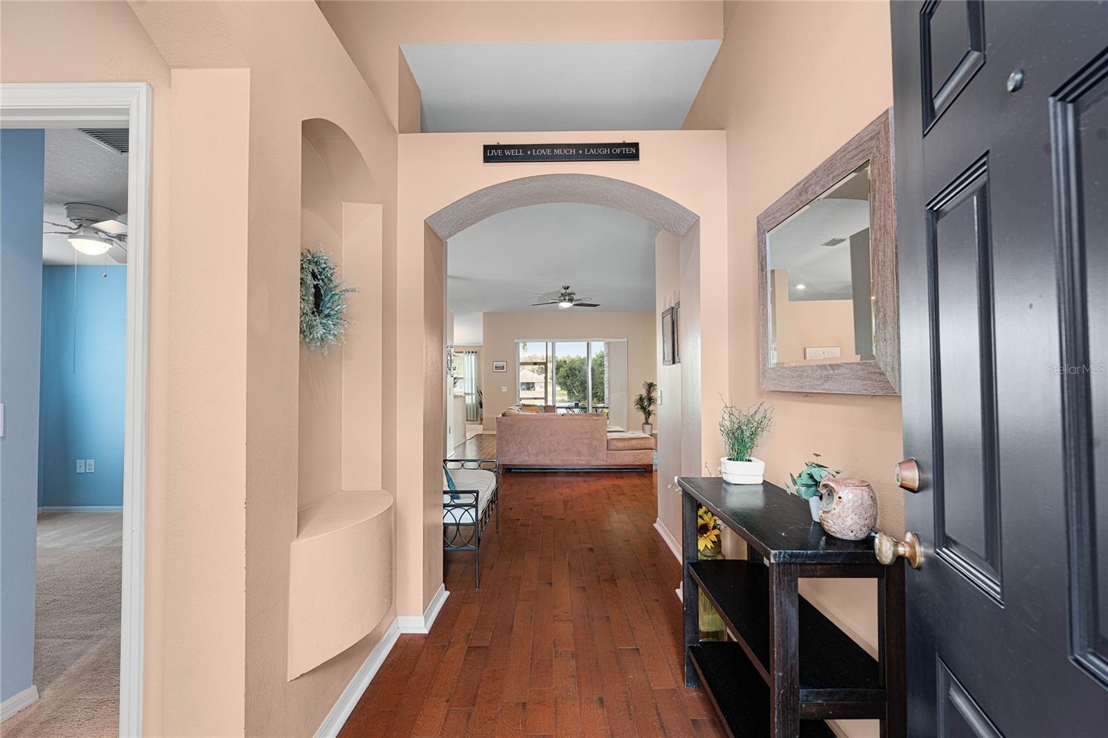 1700 LEYBOURNE LOOP LOOP