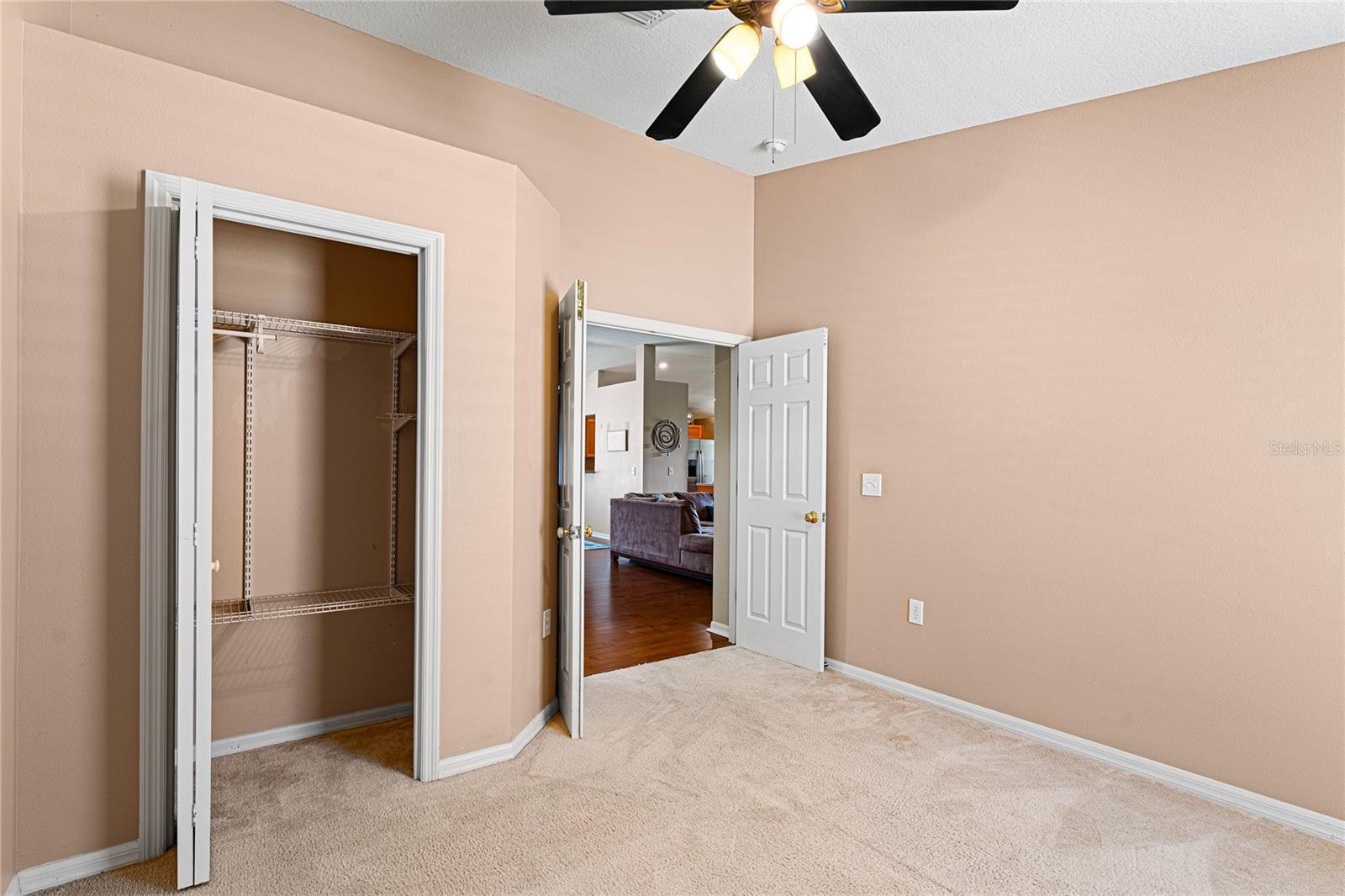 1700 LEYBOURNE LOOP LOOP