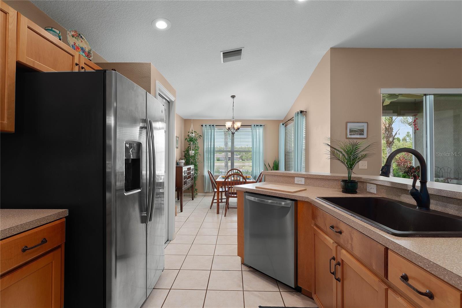 1700 LEYBOURNE LOOP LOOP