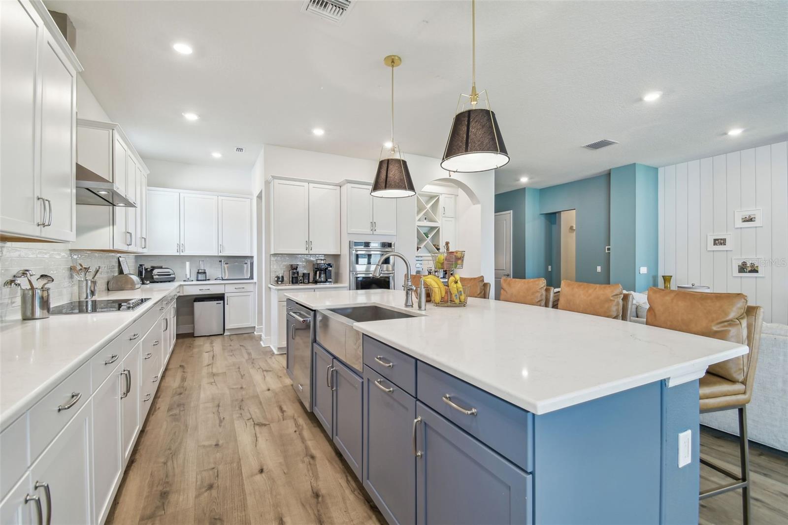 6107 NIKKI LANE LN