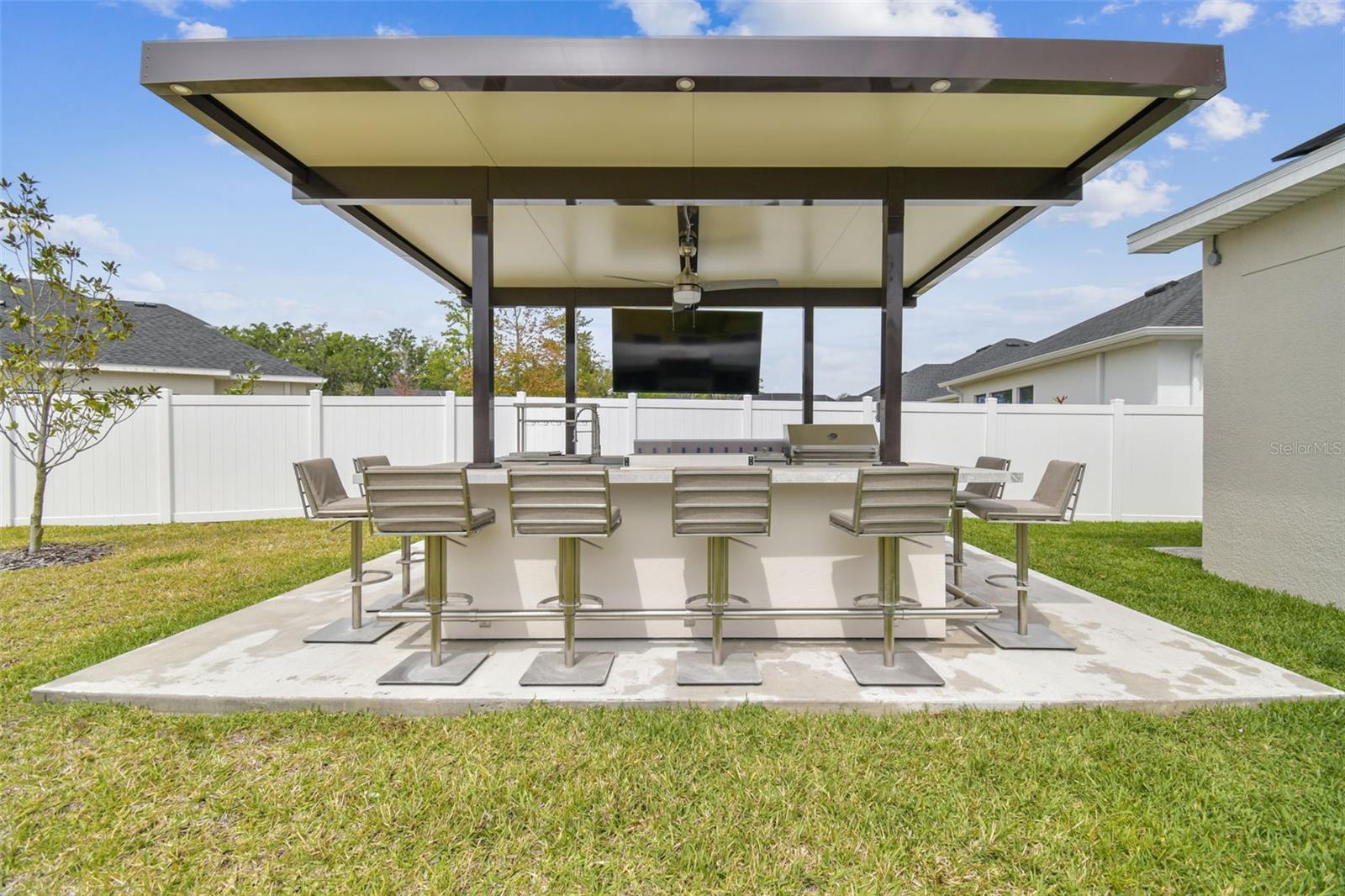 6107 NIKKI LANE LN