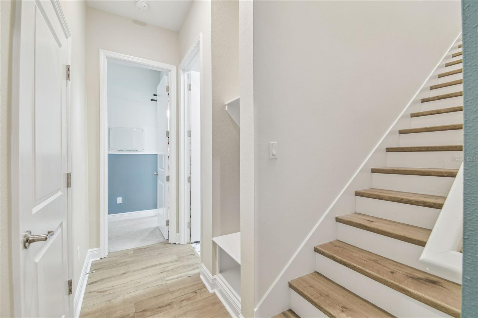 6107 NIKKI LANE LN