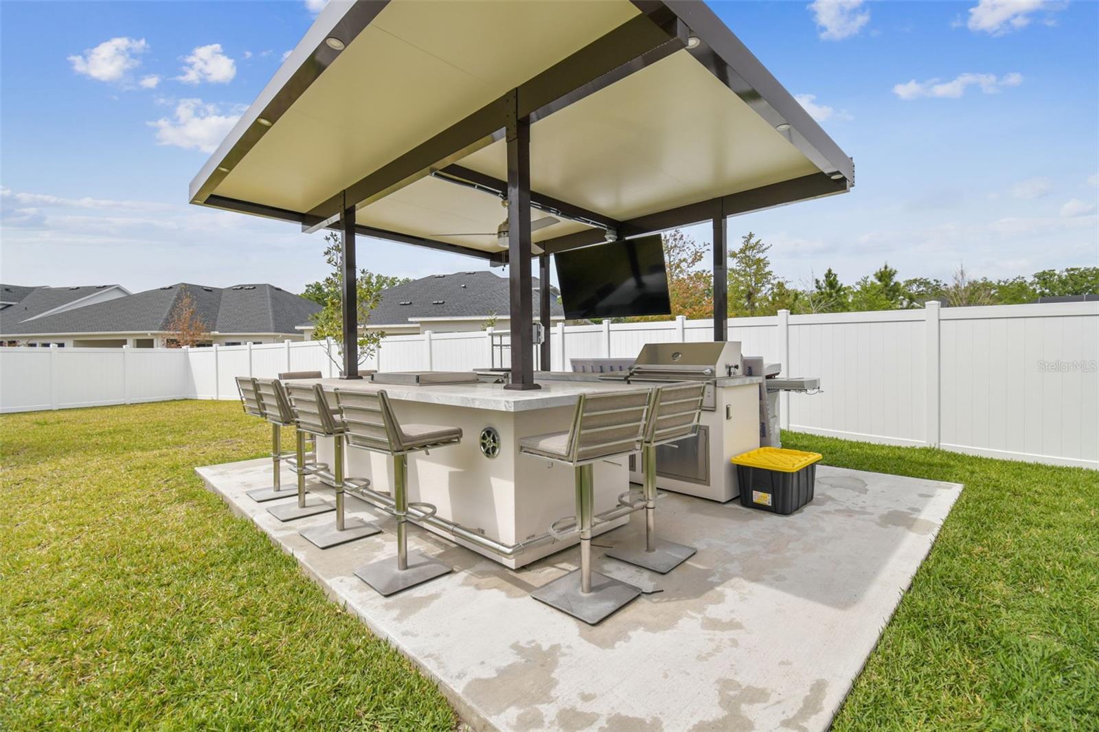 6107 NIKKI LANE LN