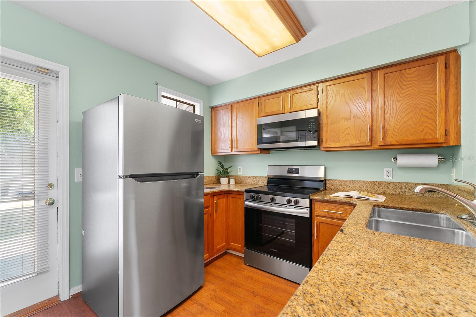 5704 BRATTON DR #2