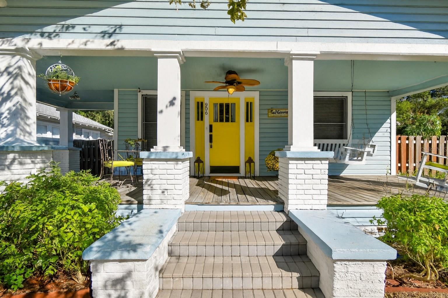 906 E HAMILTON AVE