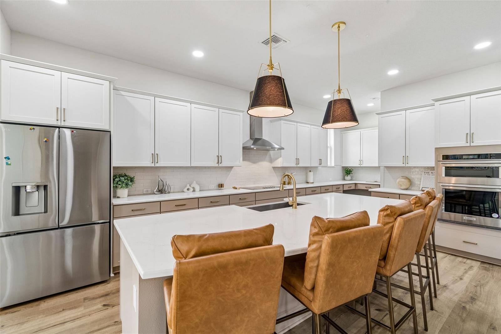 6107 NIKKI LANE LN