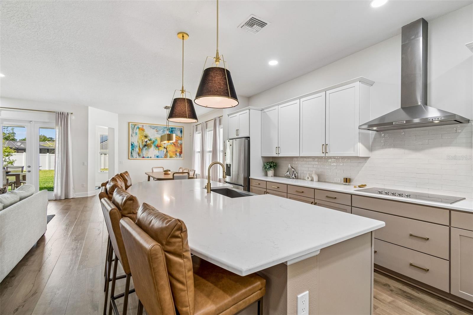 6107 NIKKI LANE LN