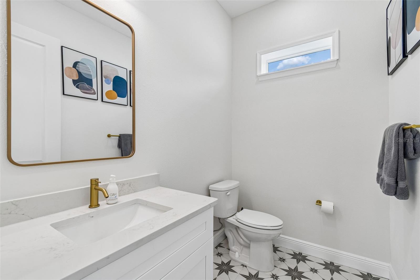 6107 NIKKI LANE LN