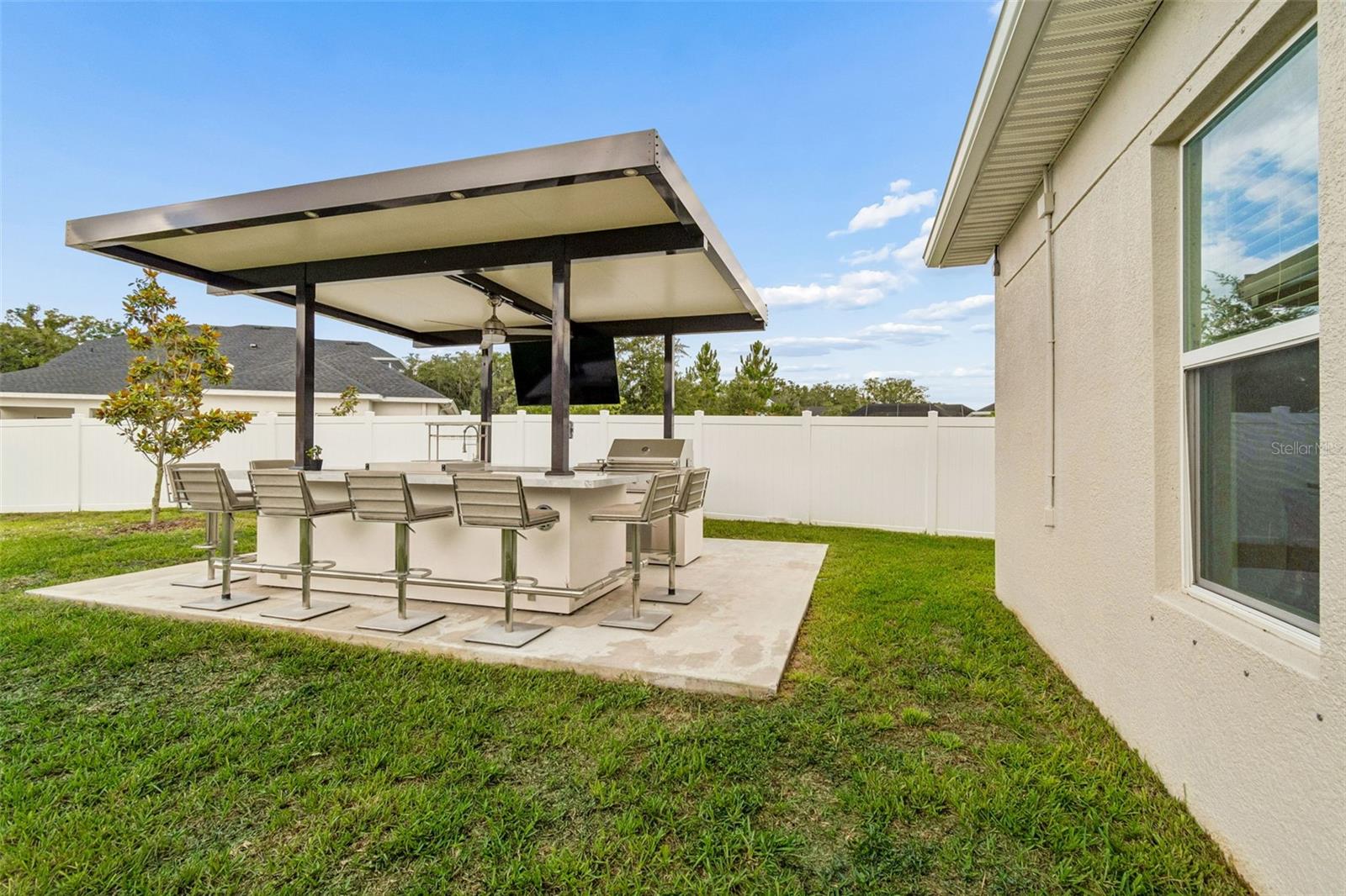 6107 NIKKI LANE LN