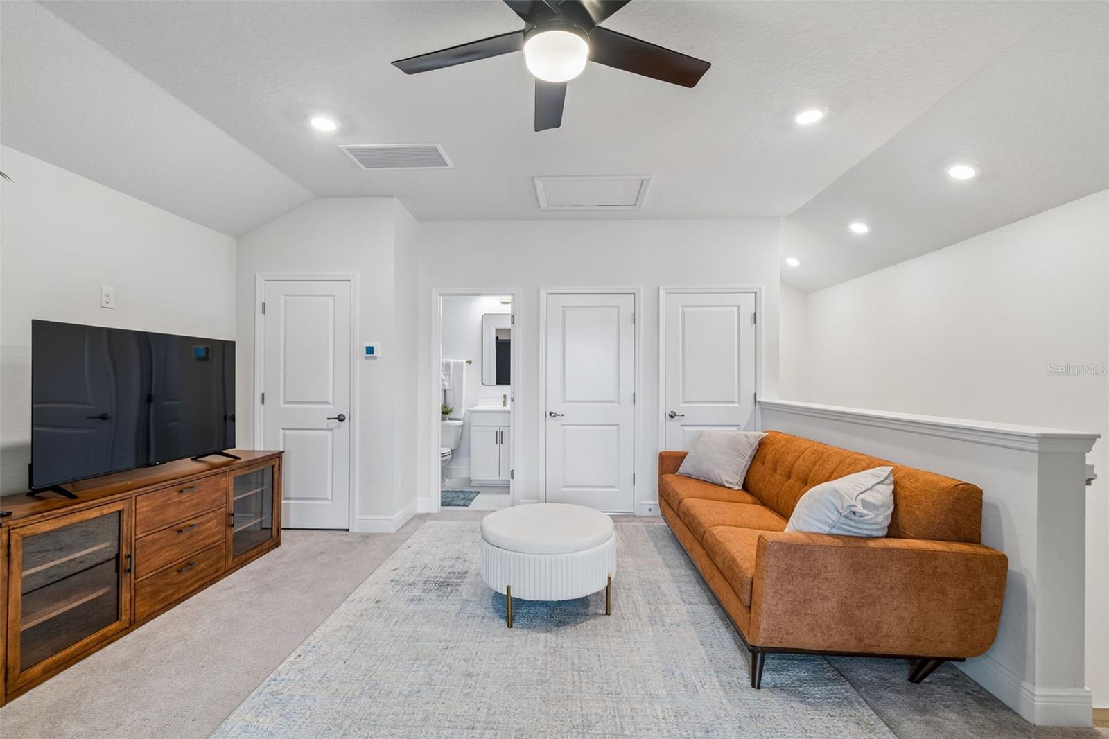 6107 NIKKI LANE LN