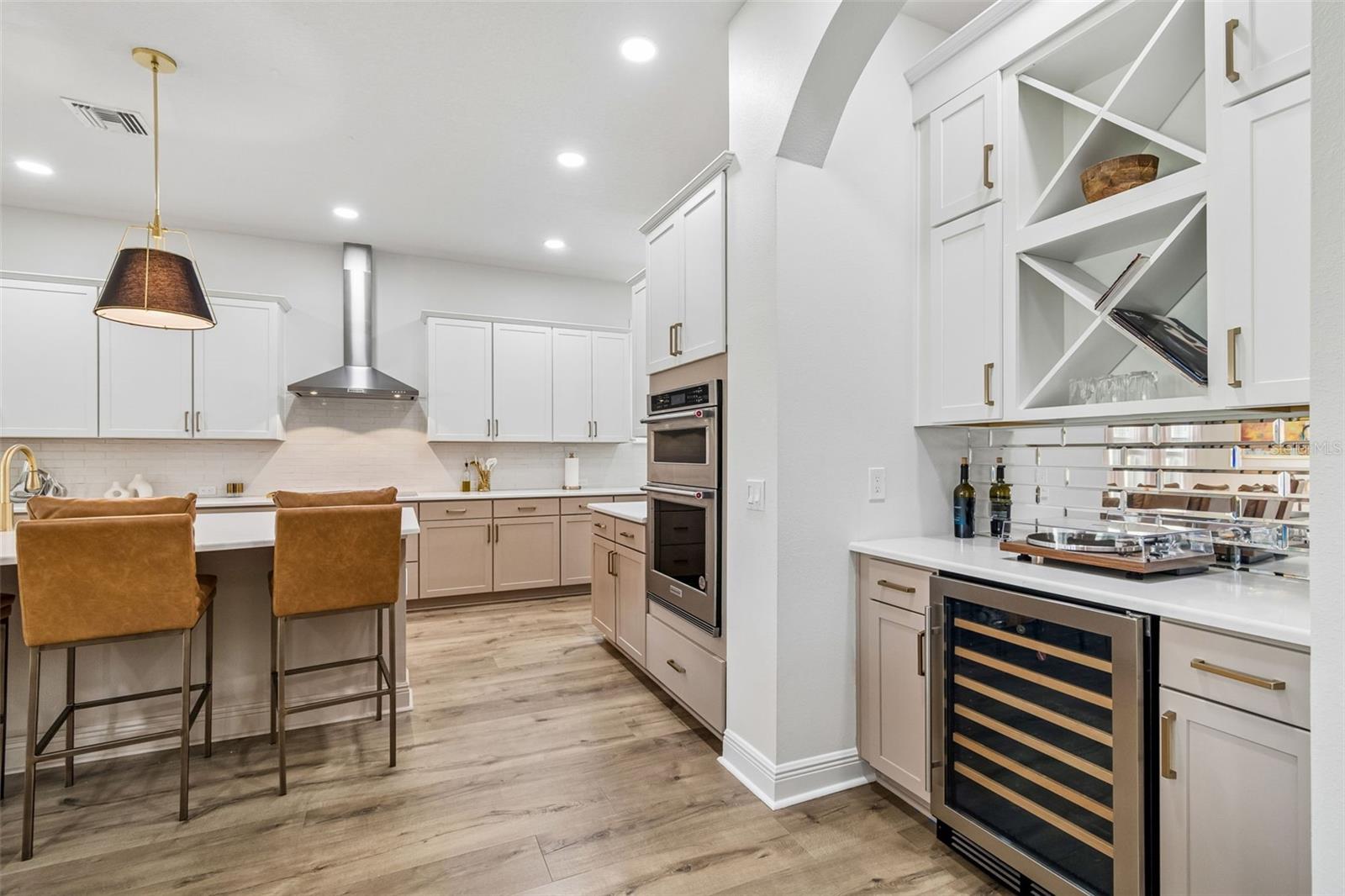 6107 NIKKI LANE LN