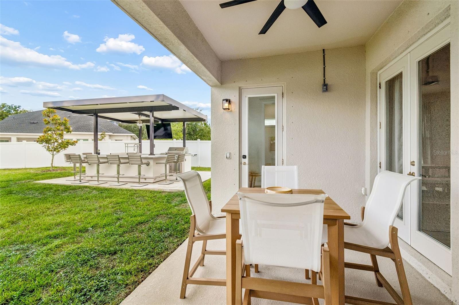 6107 NIKKI LANE LN