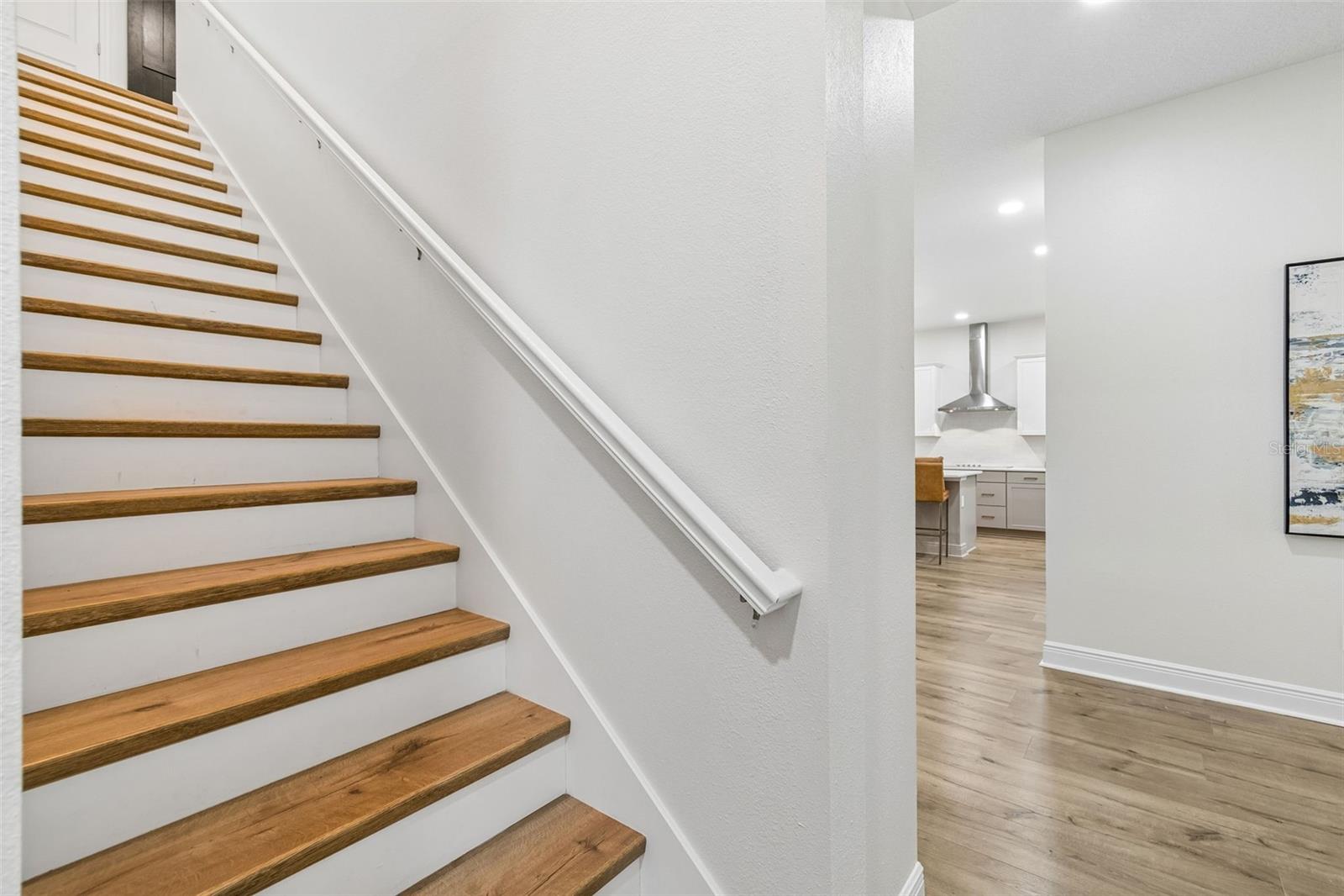 6107 NIKKI LANE LN