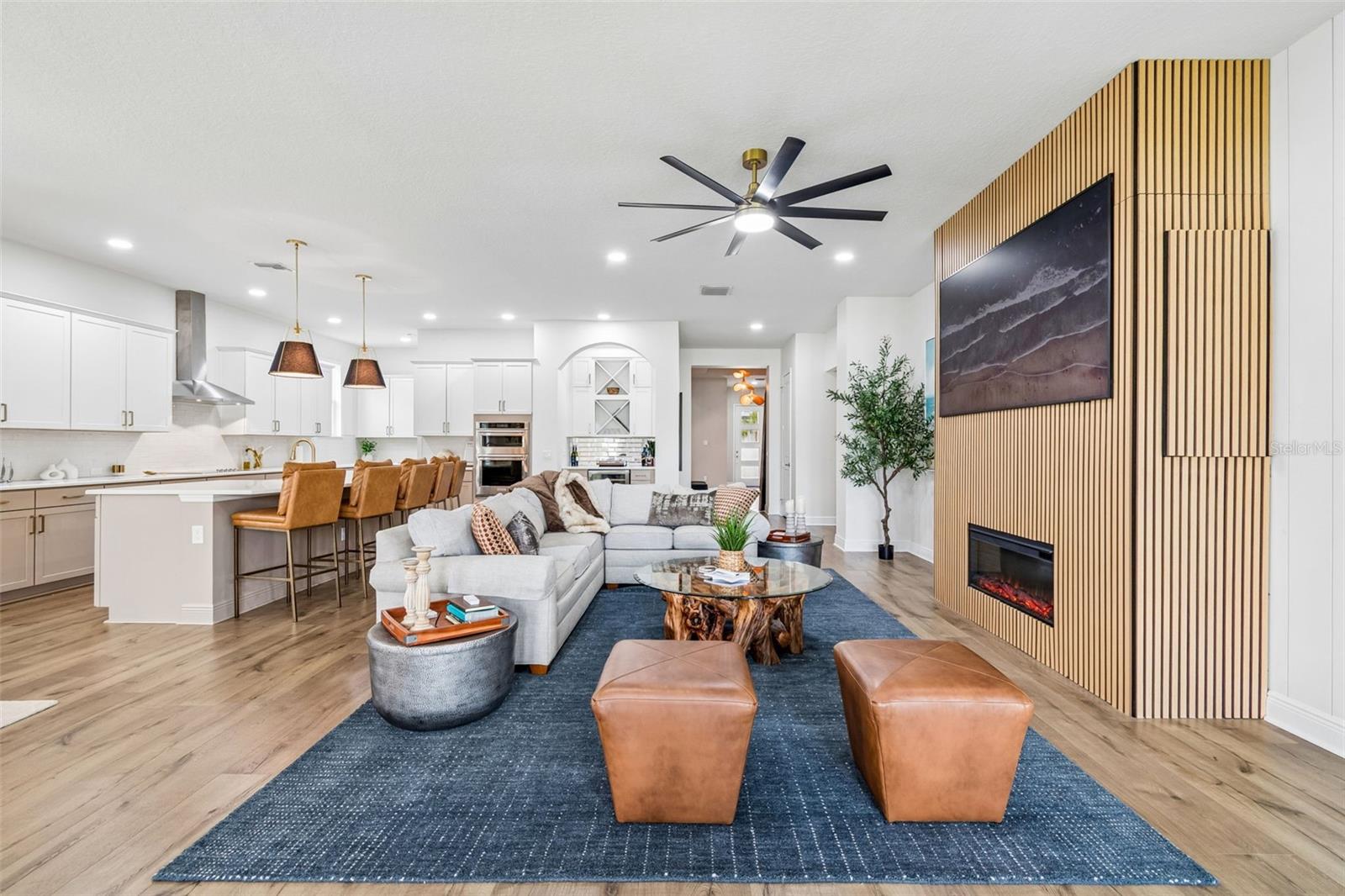 6107 NIKKI LANE LN