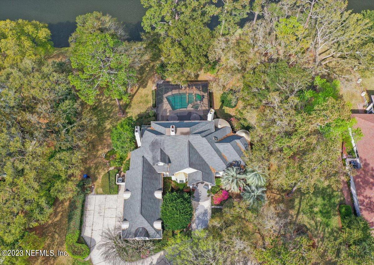 8037 PEBBLE CREEK Lane