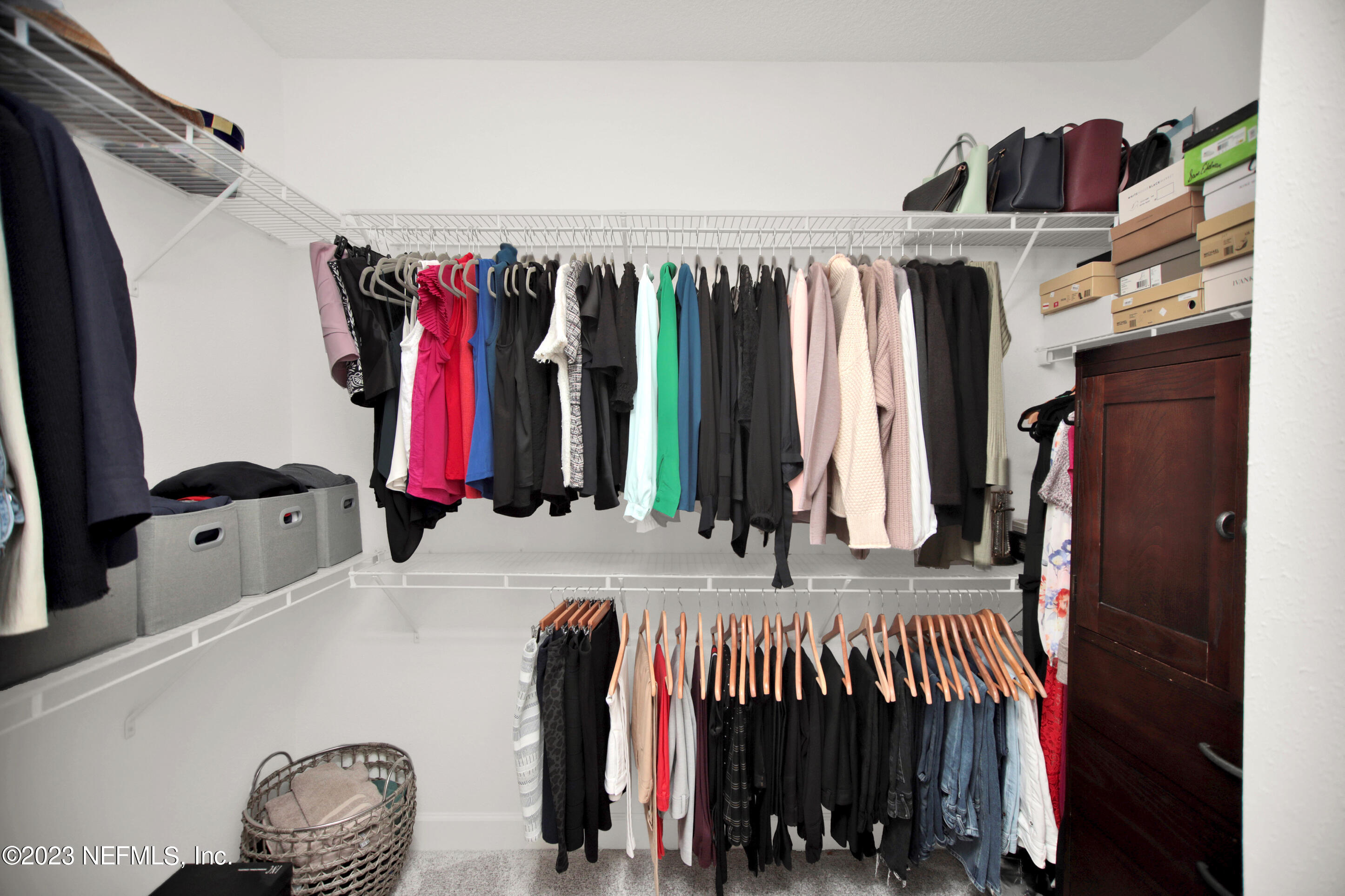 292 PIONEER VILLAGE Drive