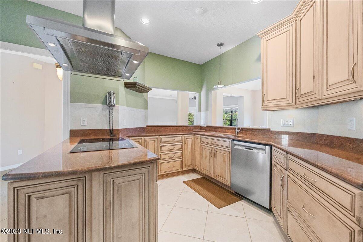 9004 PORTSMOUTH Court