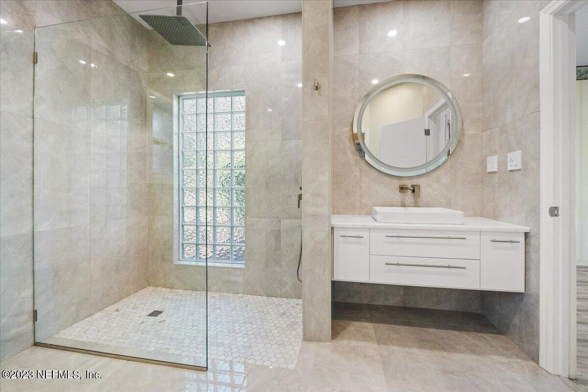 9004 PORTSMOUTH Court