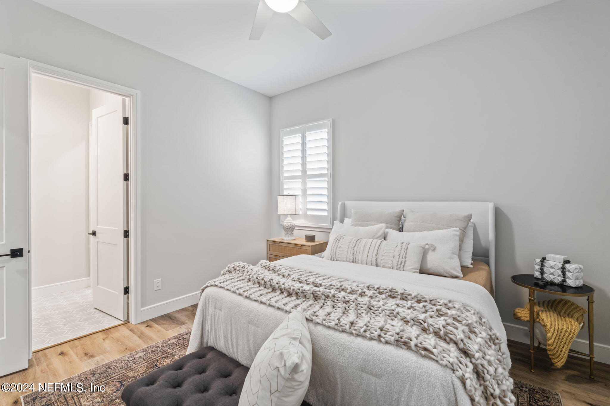 401 LACOSTA VILLA Court