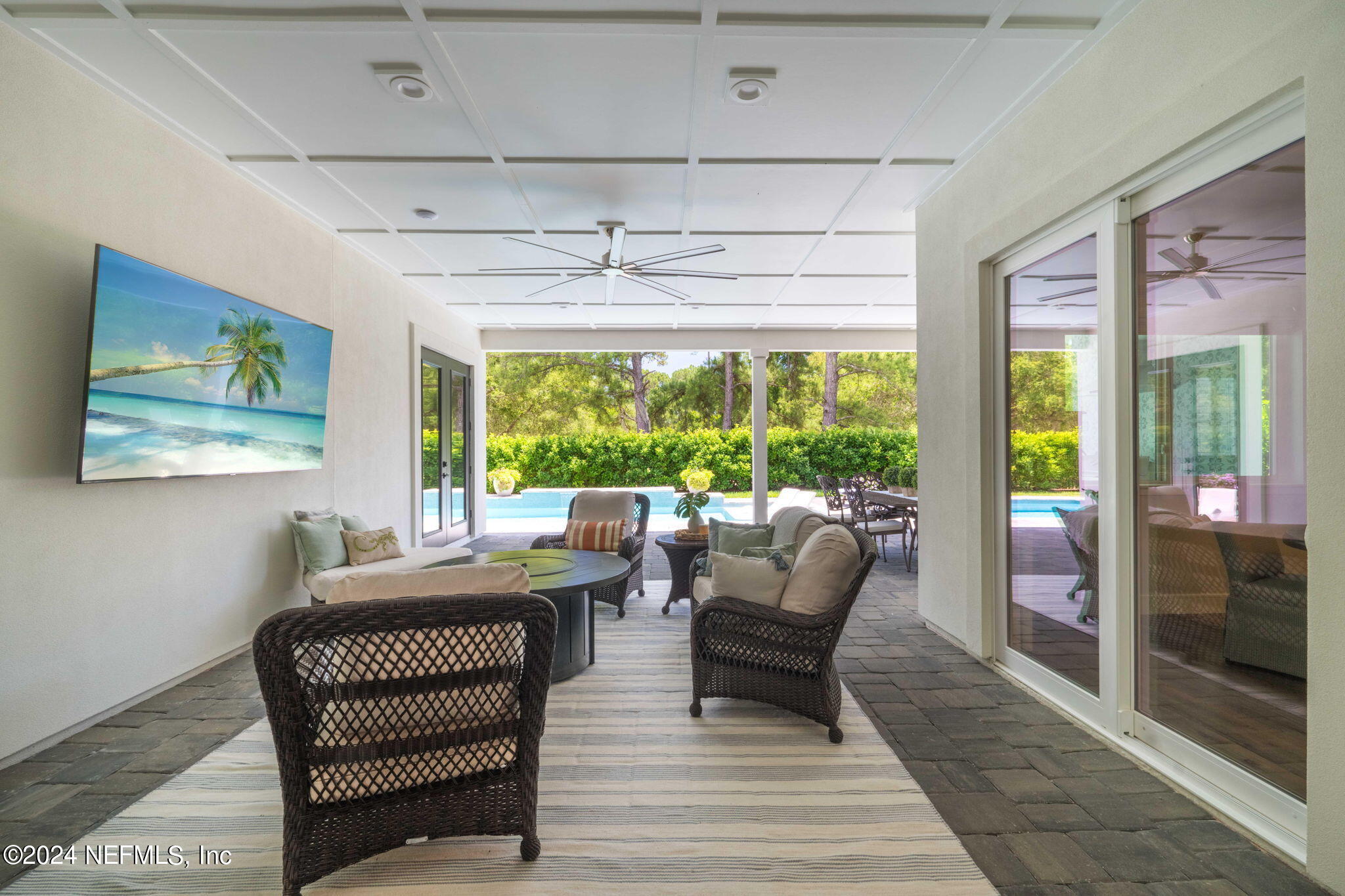 401 LACOSTA VILLA Court