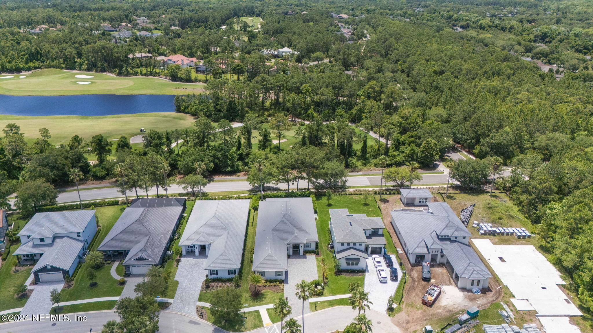 401 LACOSTA VILLA Court