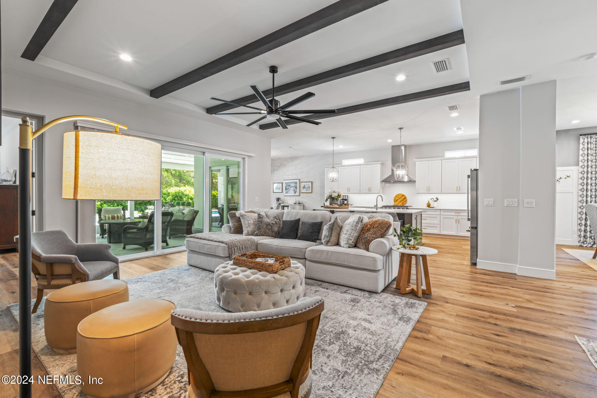 401 LACOSTA VILLA Court