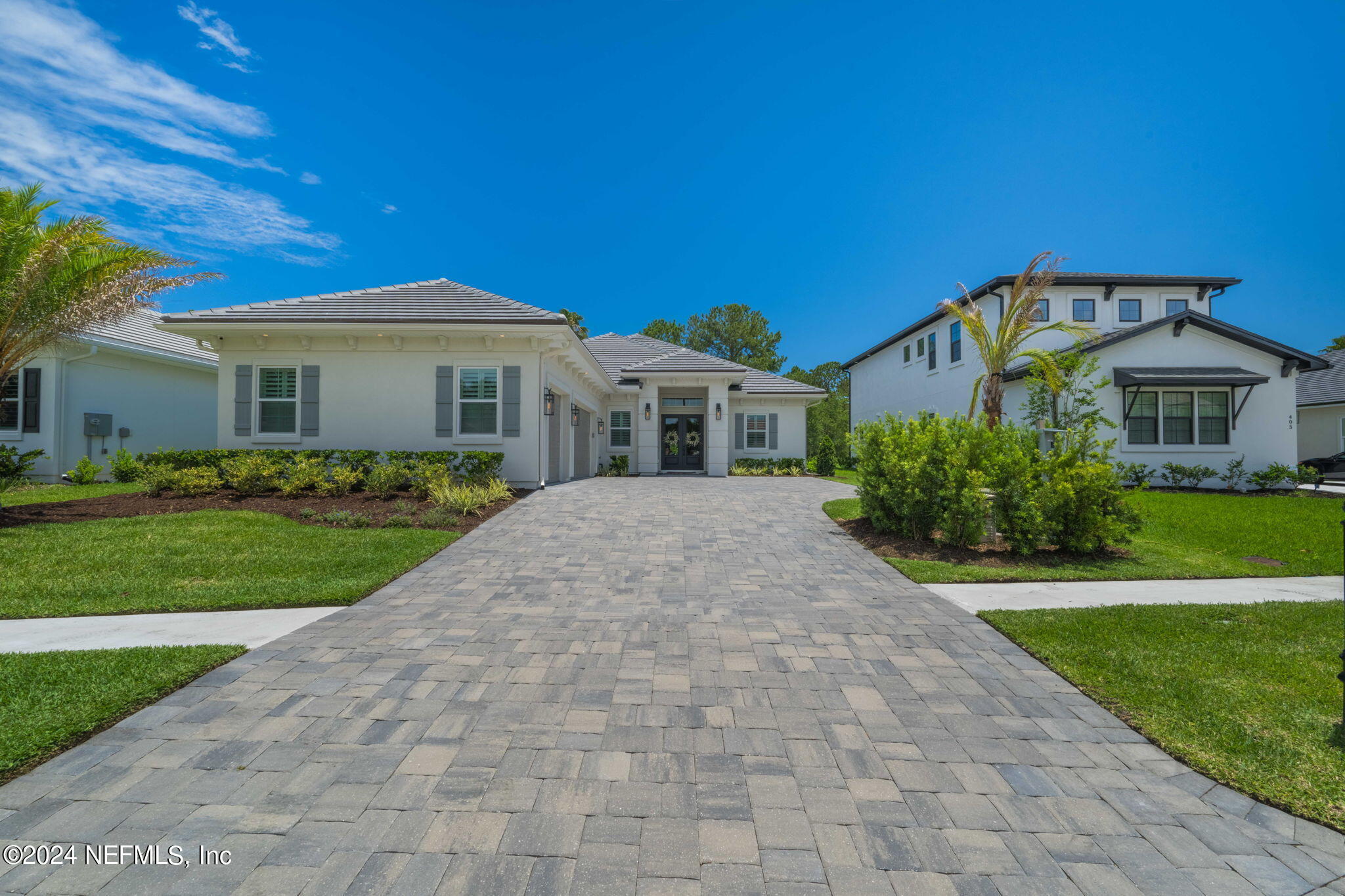 401 LACOSTA VILLA Court