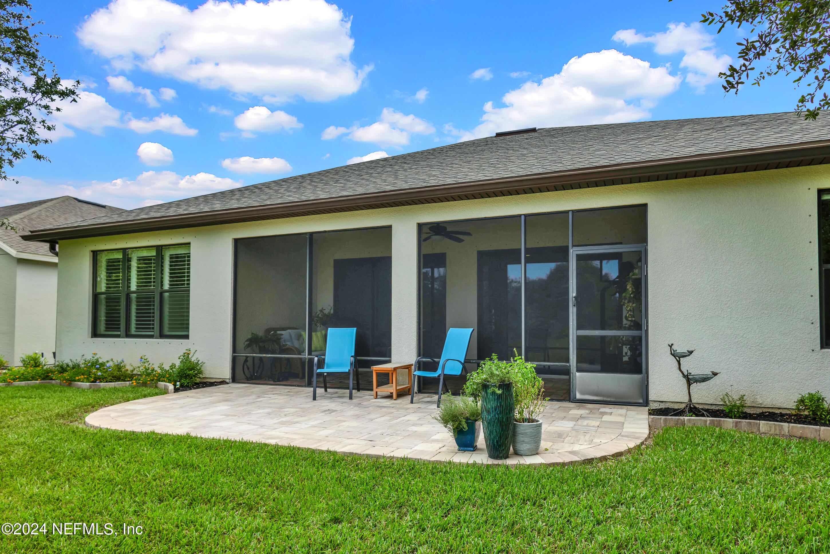 584 RIVER RUN Boulevard