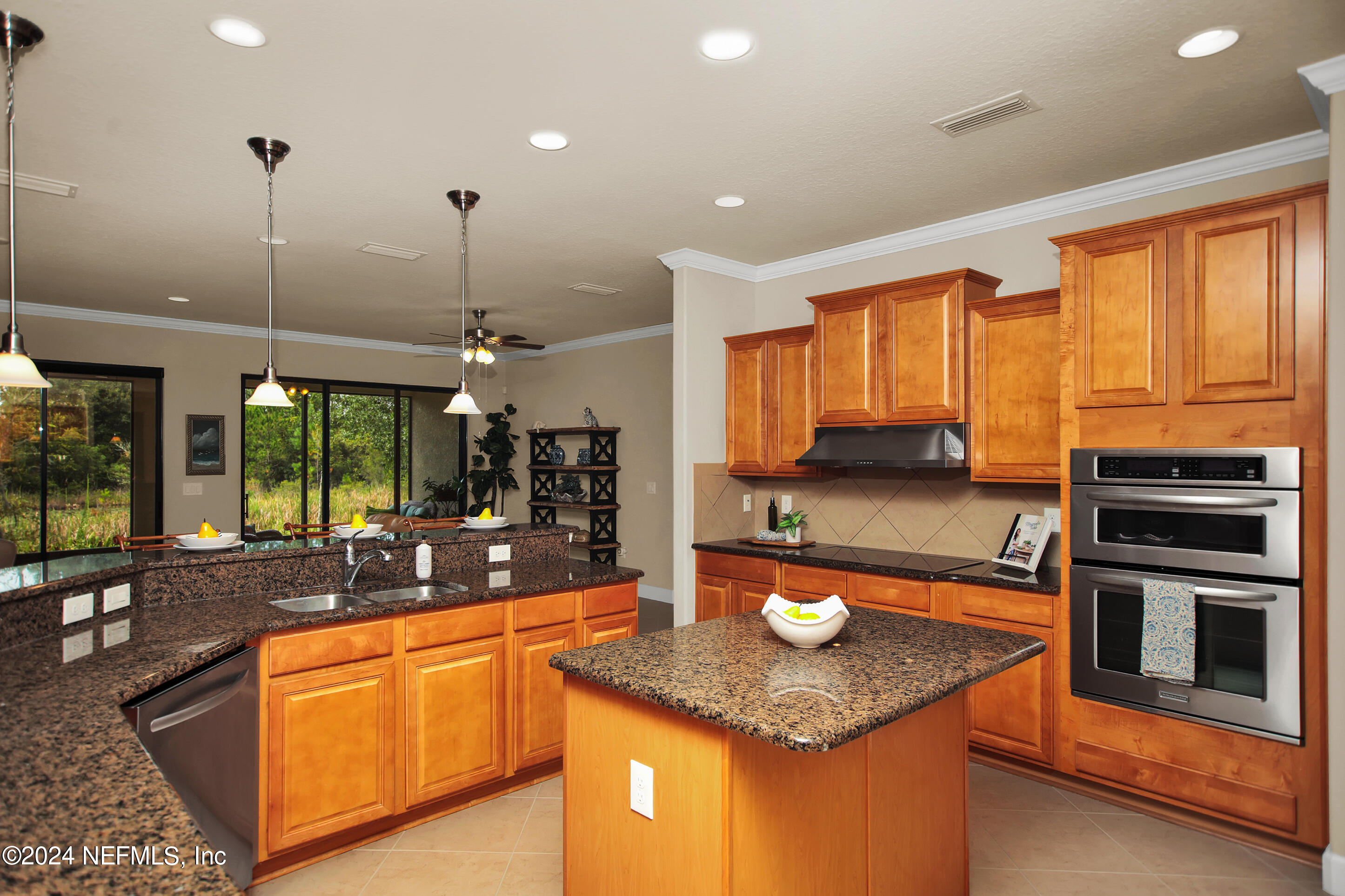 584 RIVER RUN Boulevard