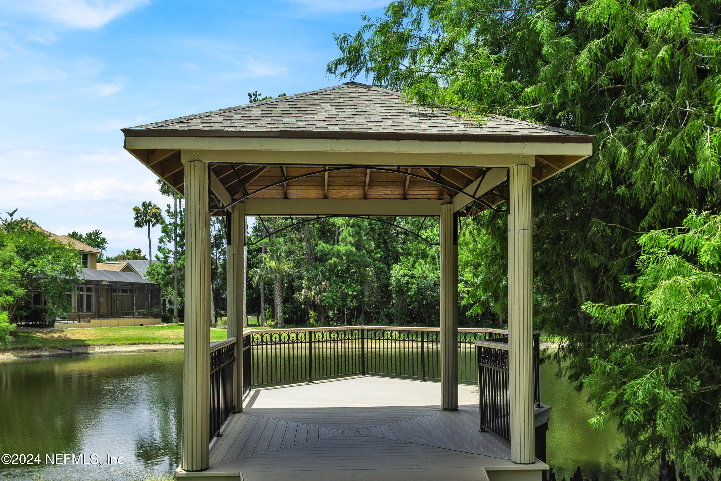 536 HONEY LOCUST Lane