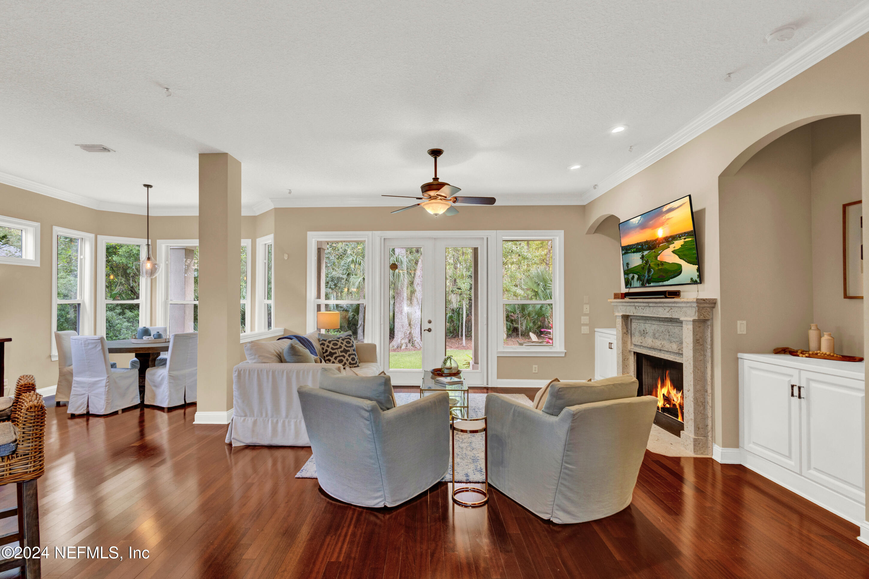 536 HONEY LOCUST Lane