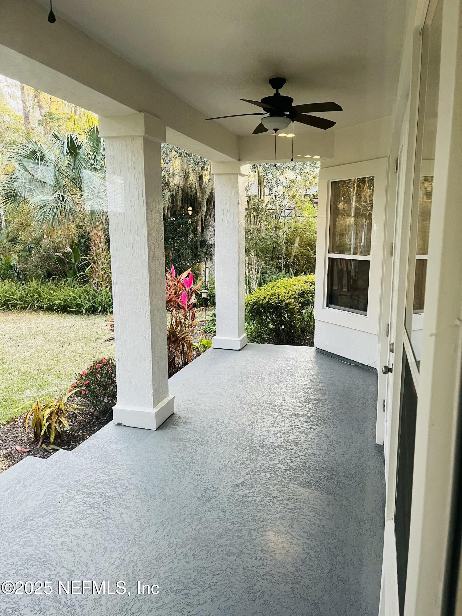 536 HONEY LOCUST Lane