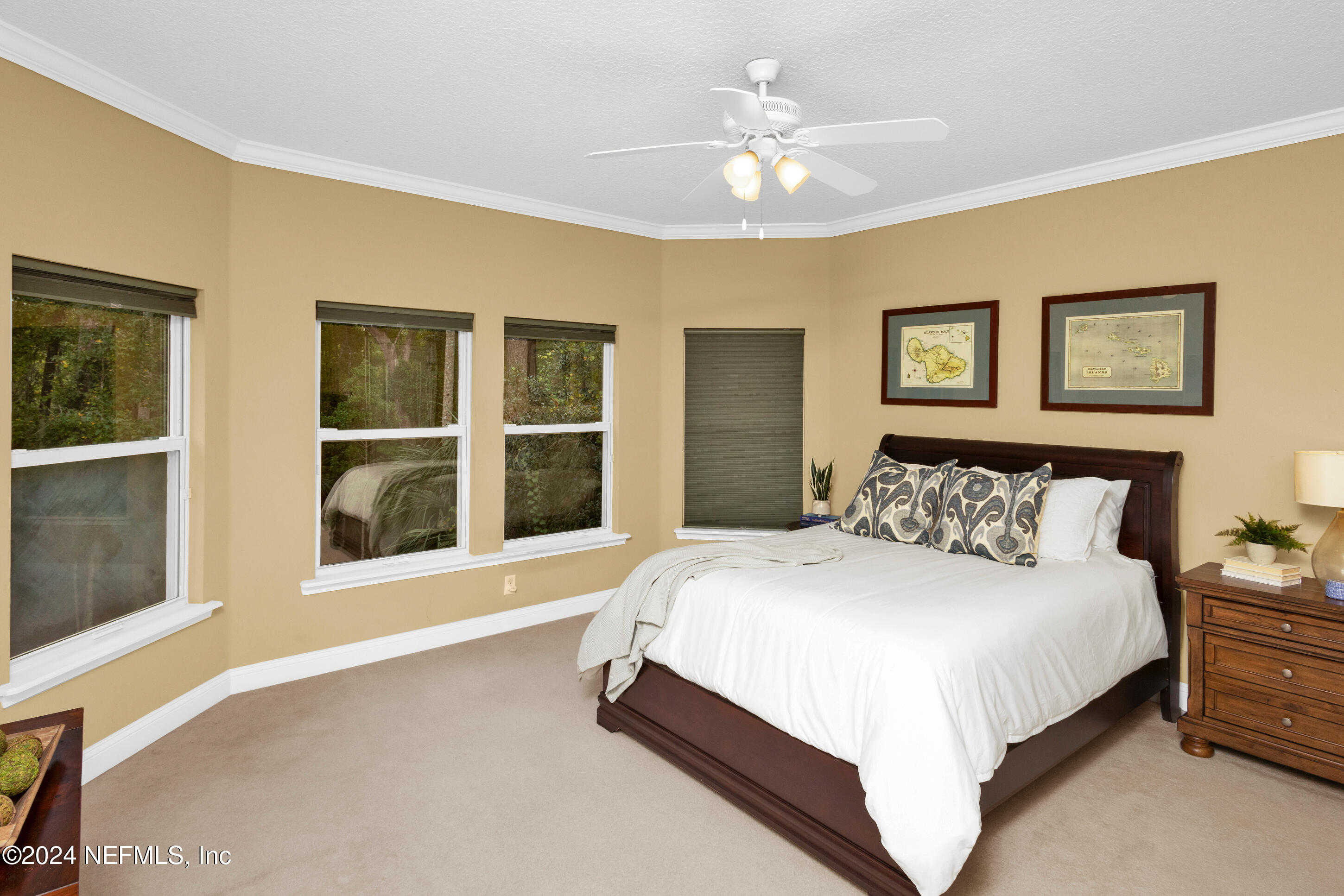 536 HONEY LOCUST Lane