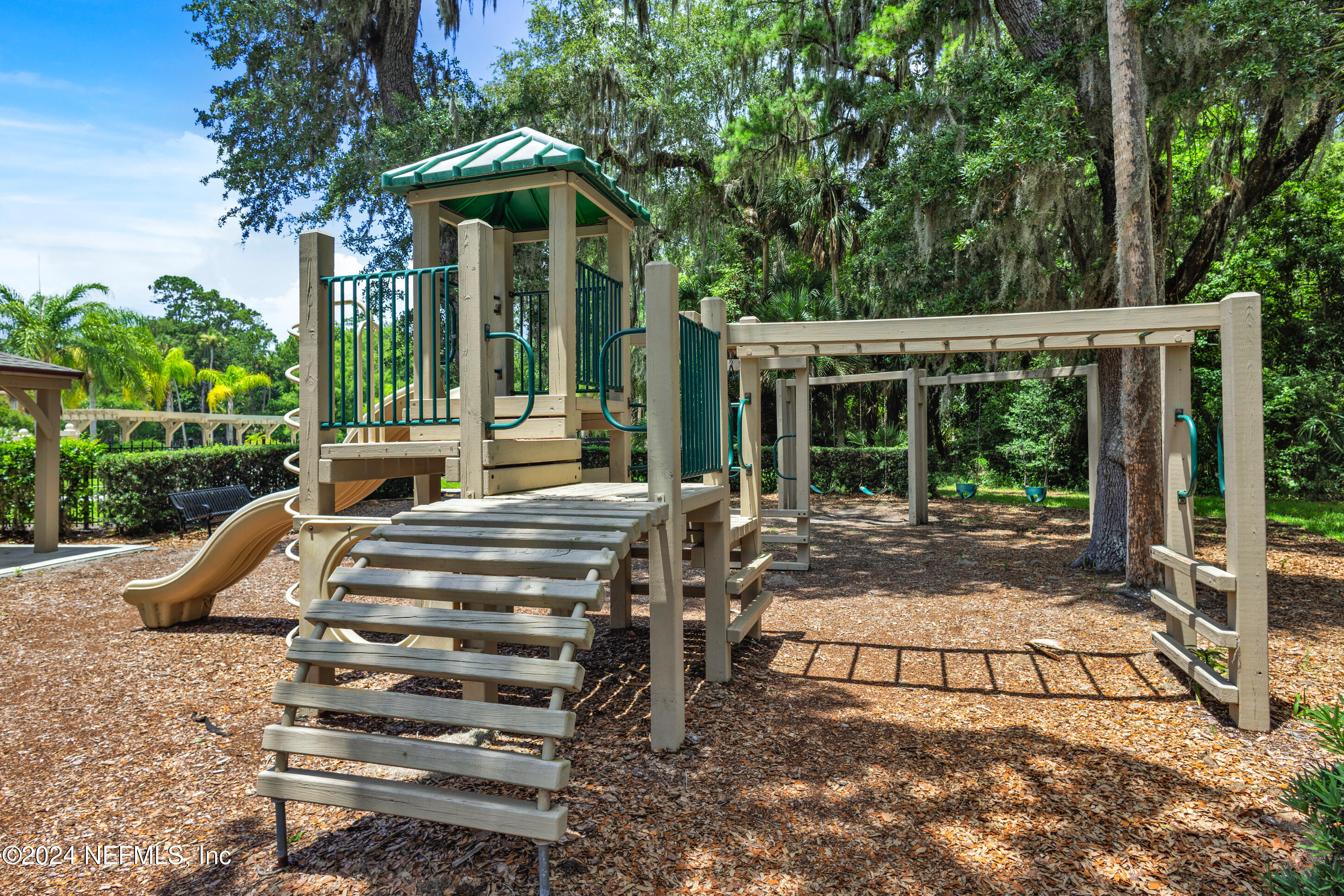 536 HONEY LOCUST Lane