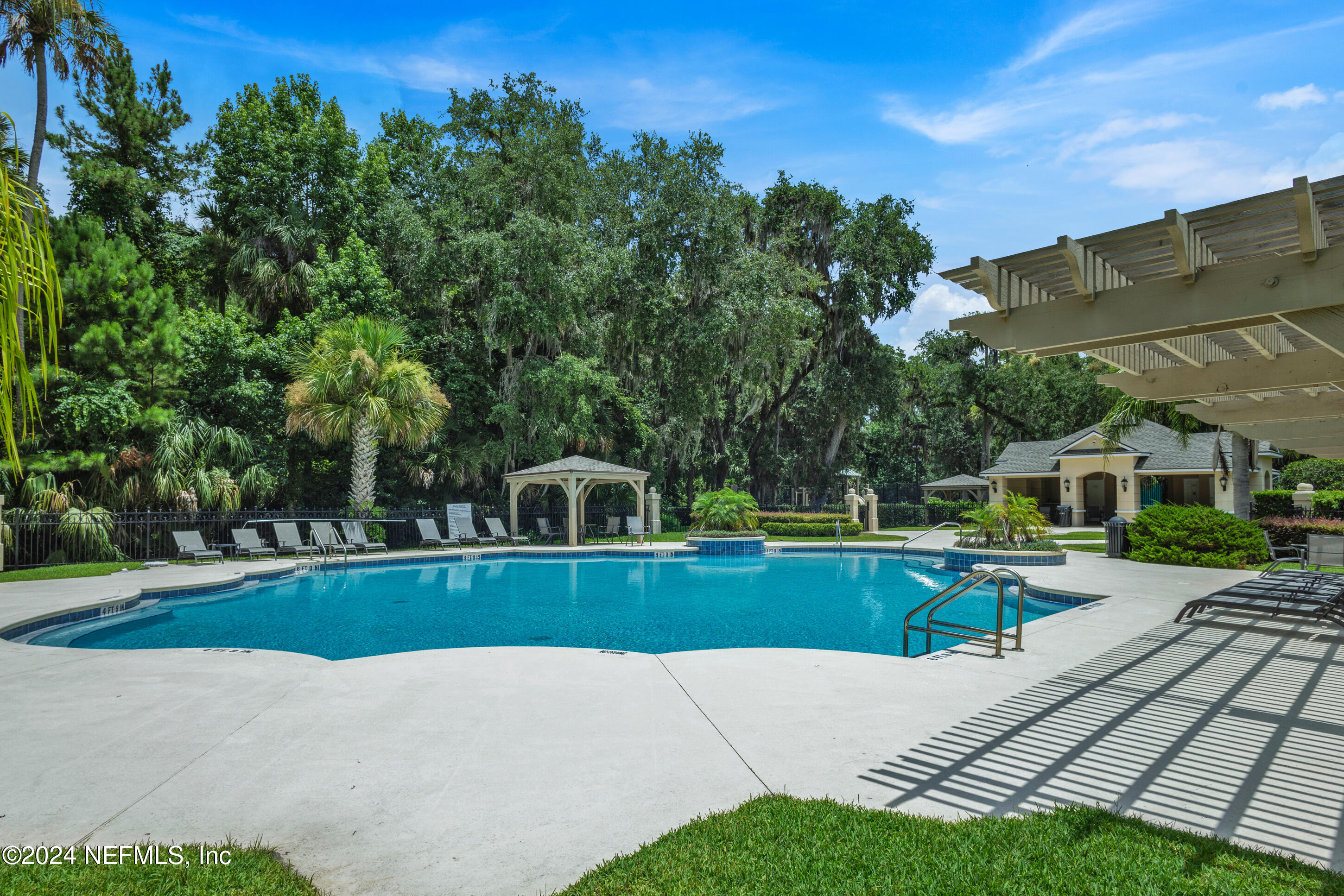 536 HONEY LOCUST Lane