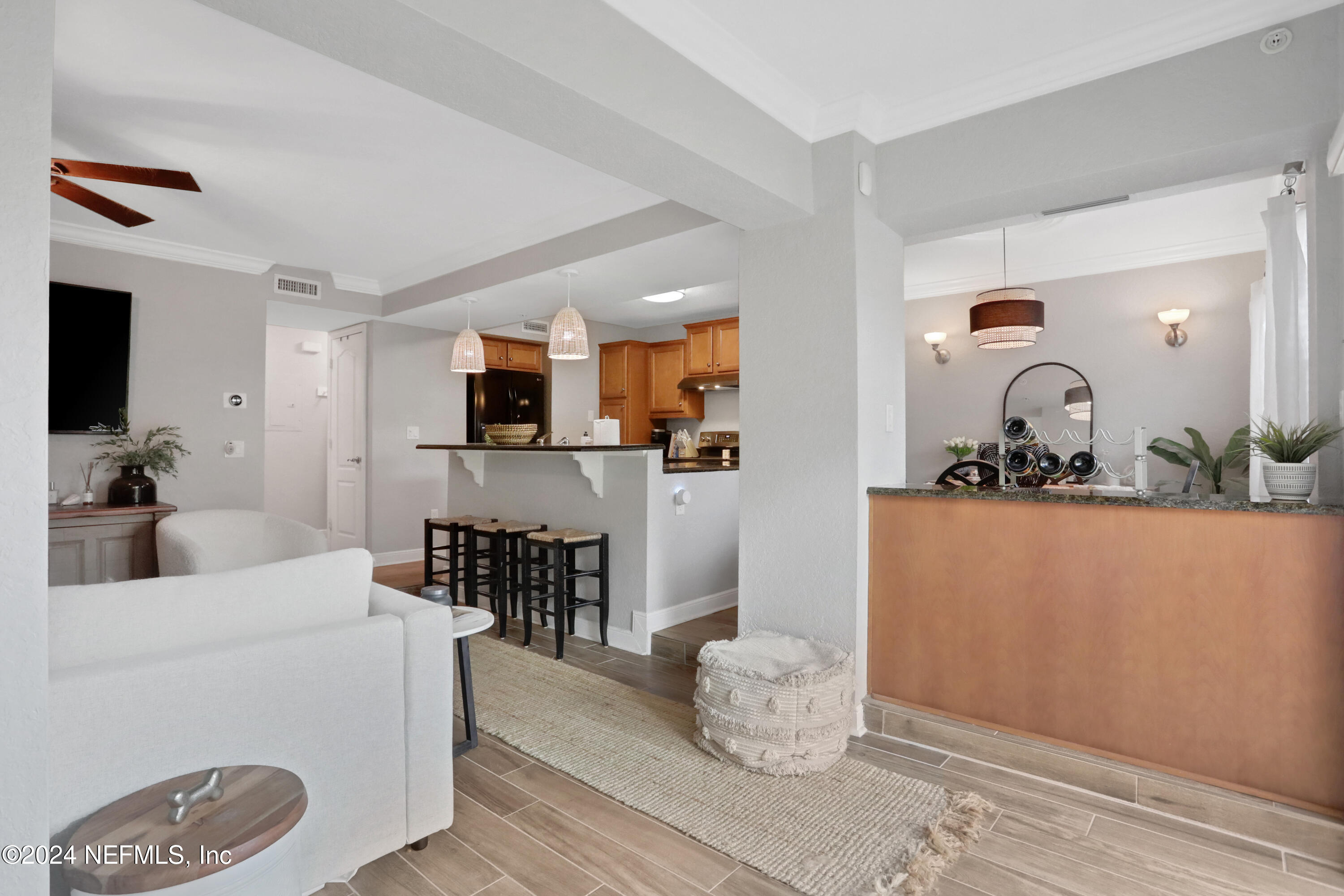 109 25TH Avenue S, O16