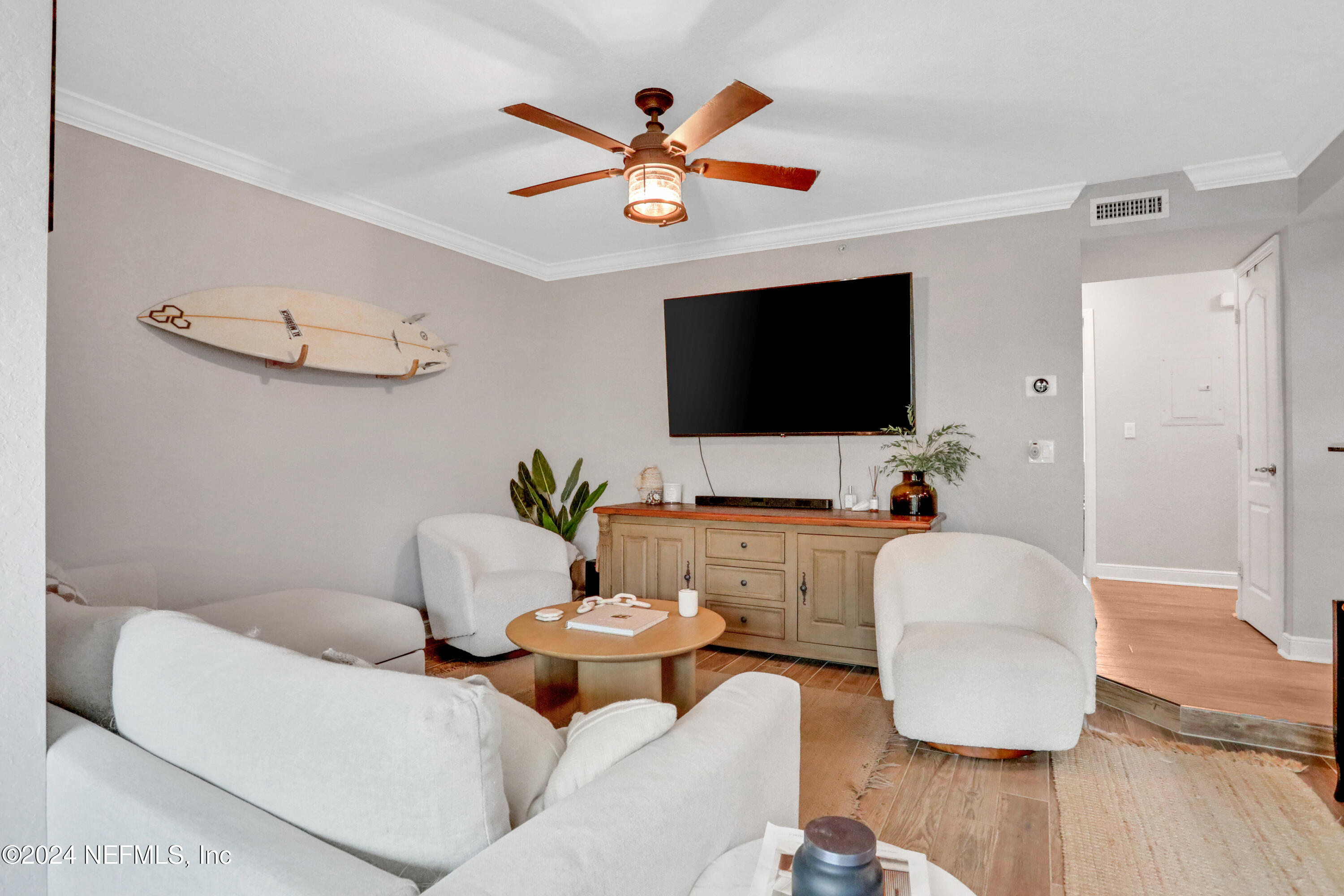 109 25TH Avenue S, O16