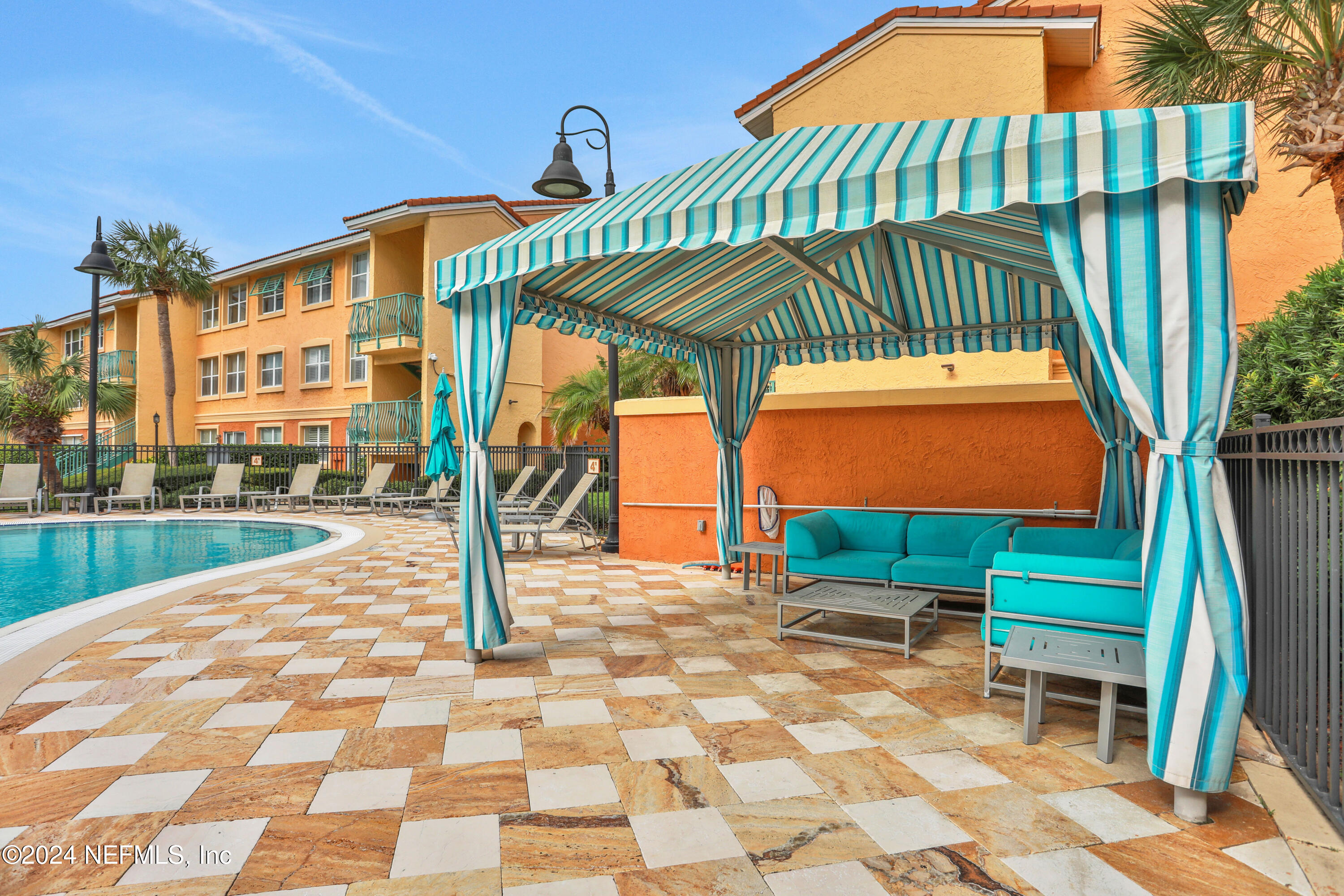 109 25TH Avenue S, O16