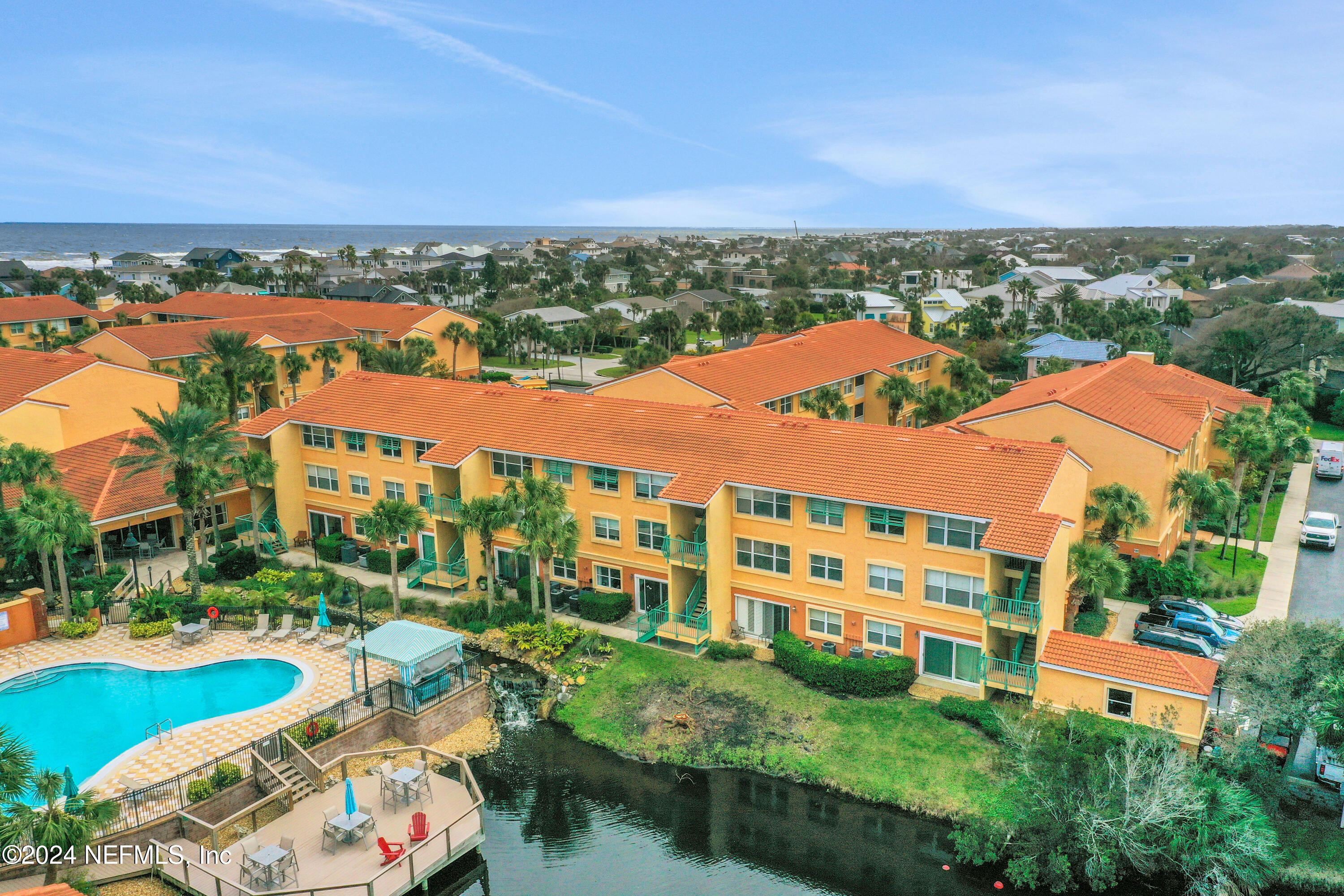 109 25TH Avenue S, O16