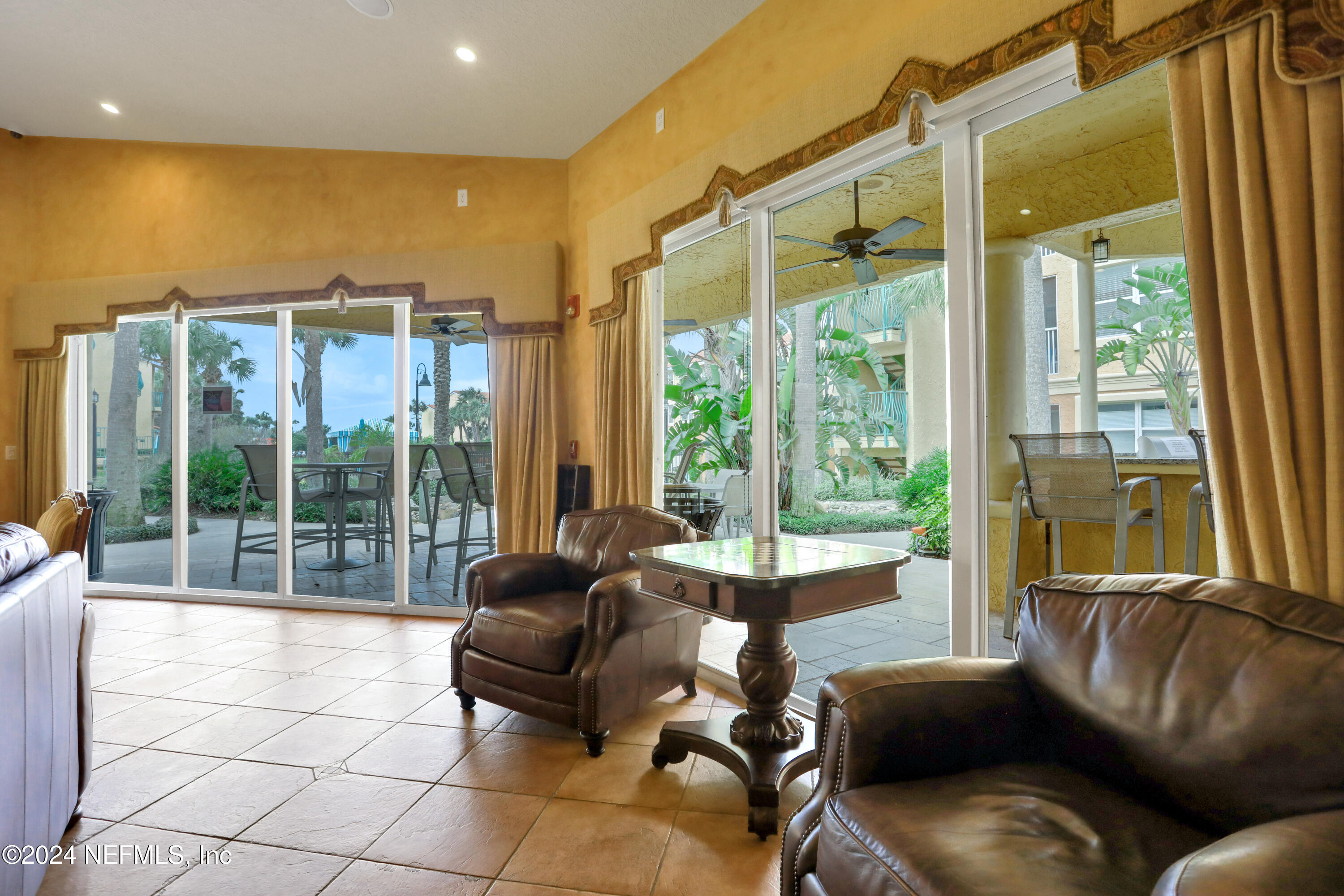 109 25TH Avenue S, O16