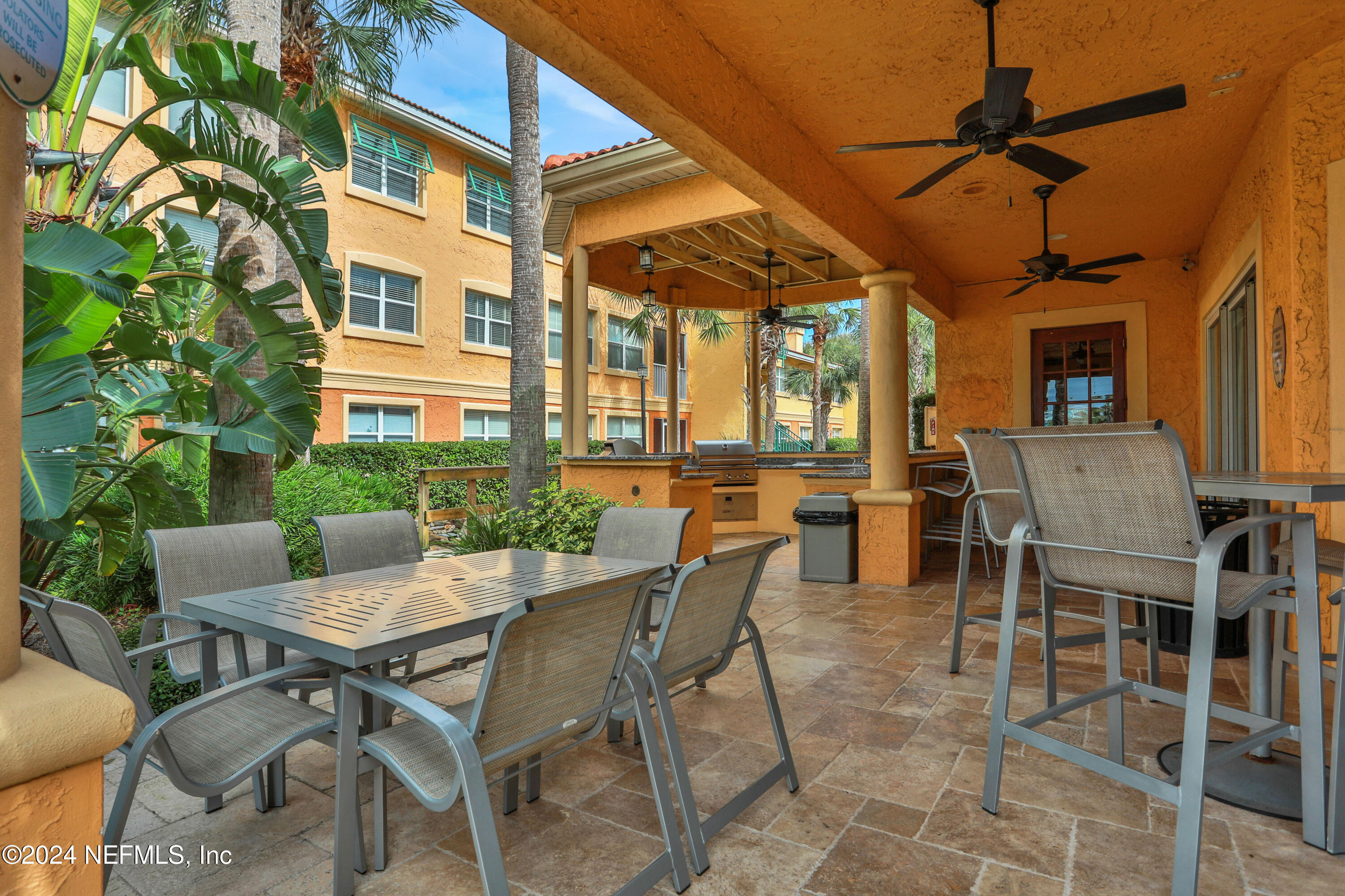 109 25TH Avenue S, O16