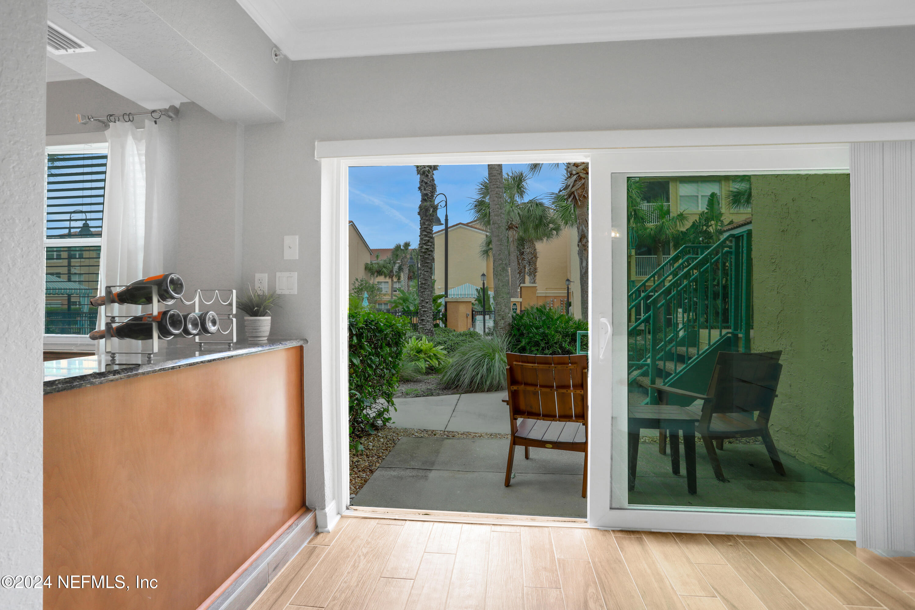 109 25TH Avenue S, O16