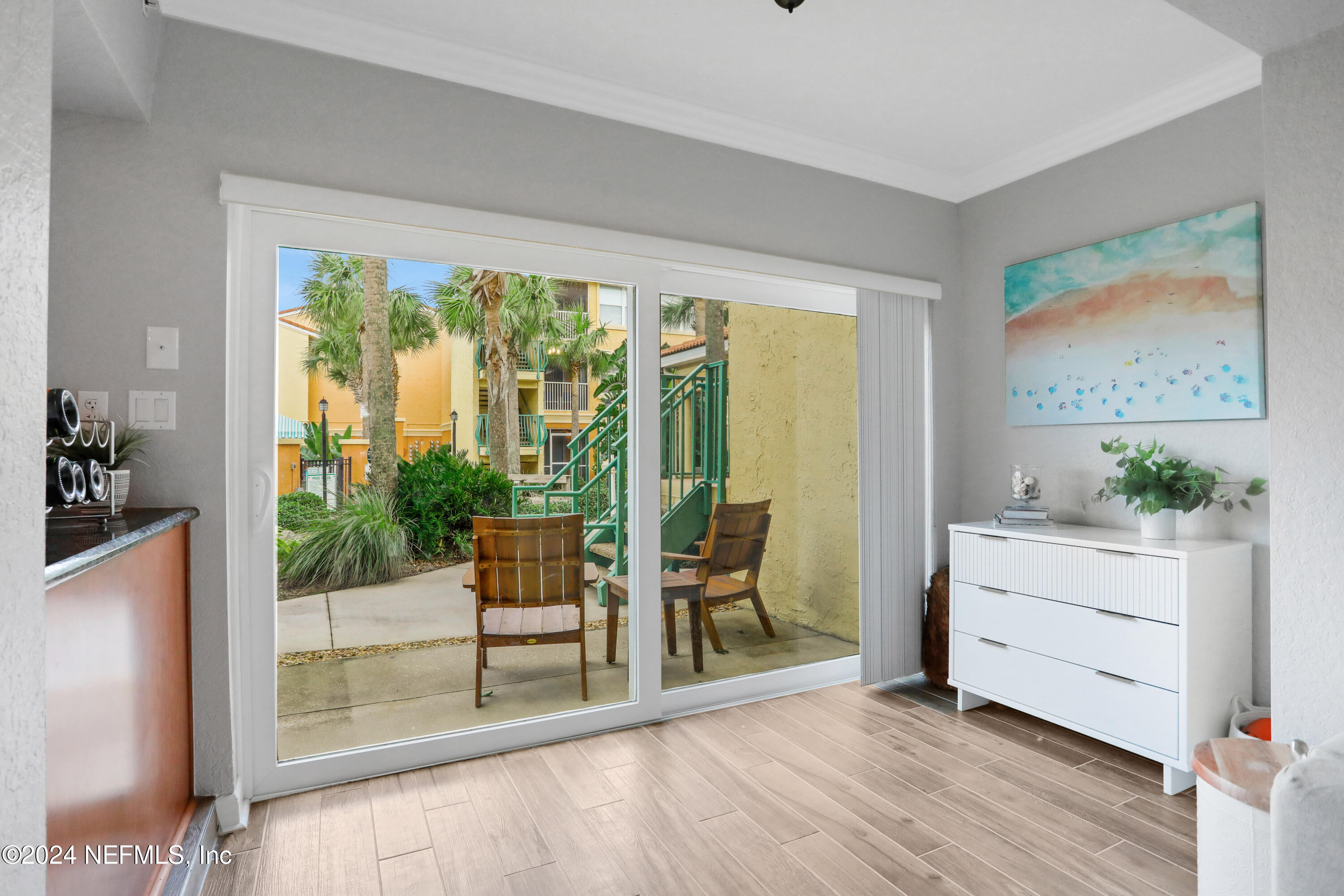 109 25TH Avenue S, O16