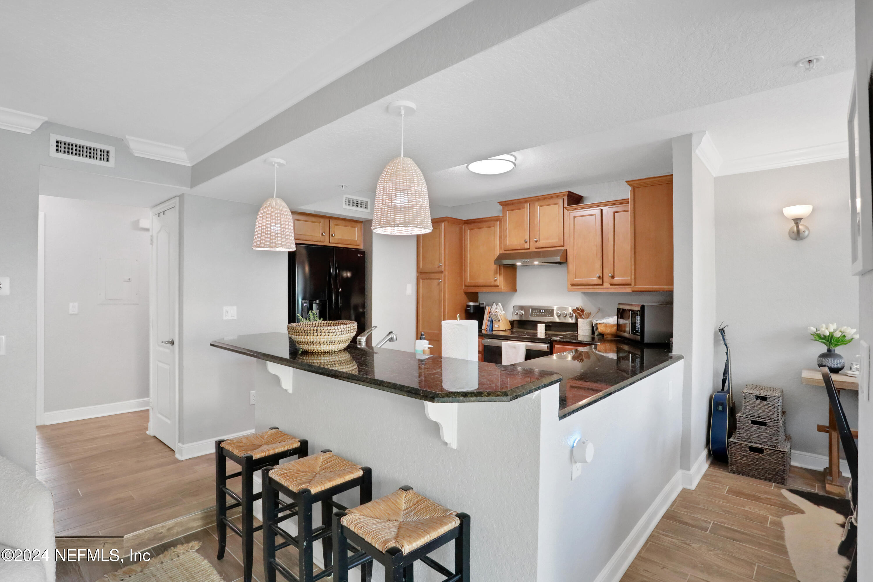 109 25TH Avenue S, O16