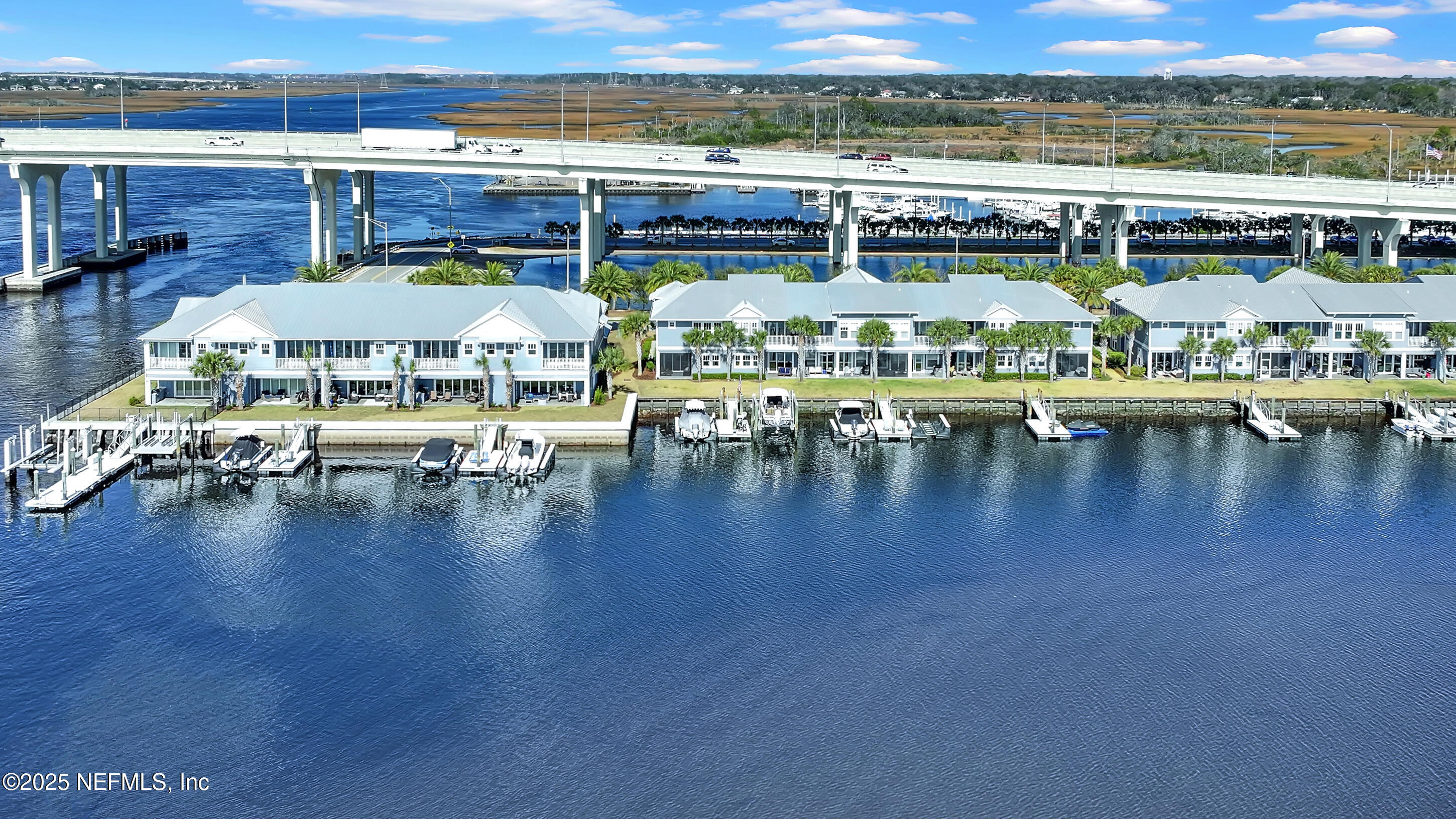 2560 BEACH Boulevard