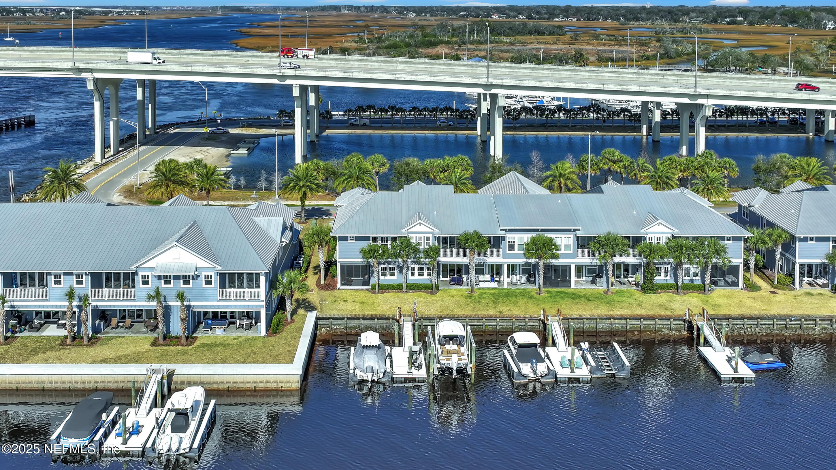 2560 BEACH Boulevard