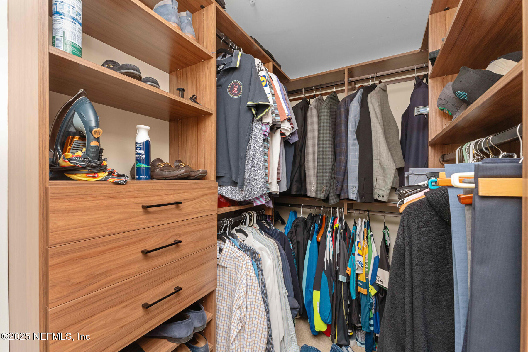 525 3RD Street N, 210