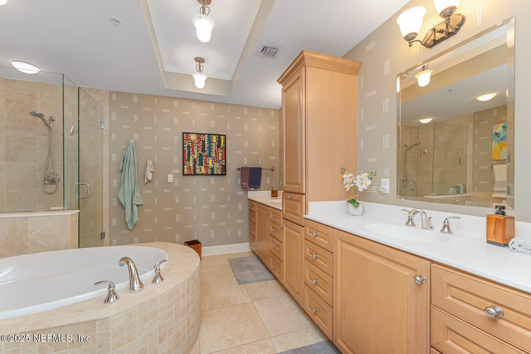 525 3RD Street N, 210